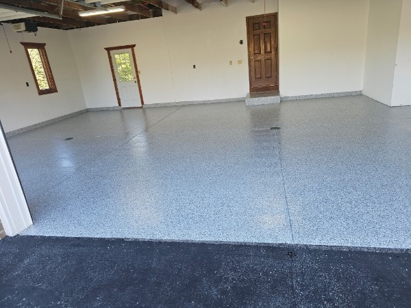 Flaked epoxy garage coating Waukesha County